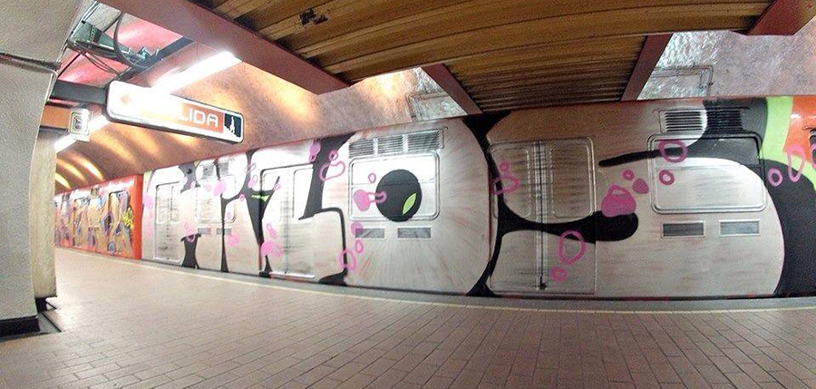 graffiti subway platform wholecar hilos mexicocity