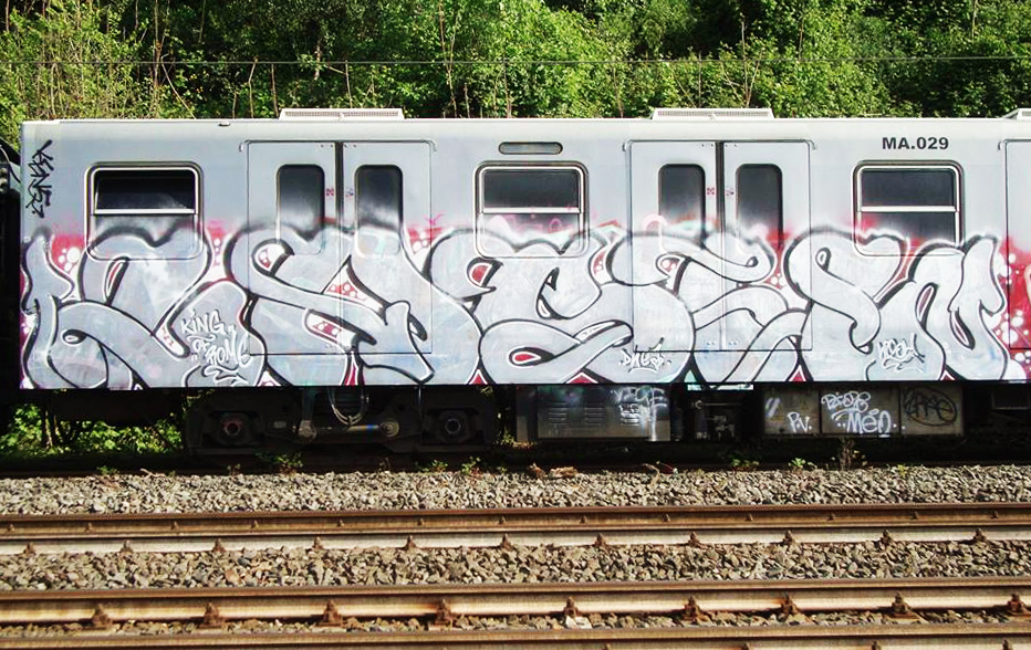 graffiti subway rome lash 2104