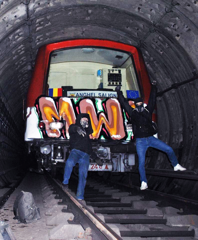subway graffiti tunnel bucharest mw