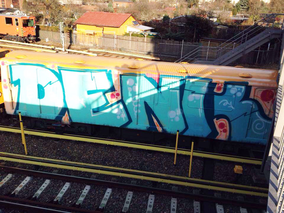 graffiti subway berlin germany denk wholecar