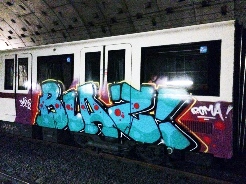 graffiti rome subway italy running blaz