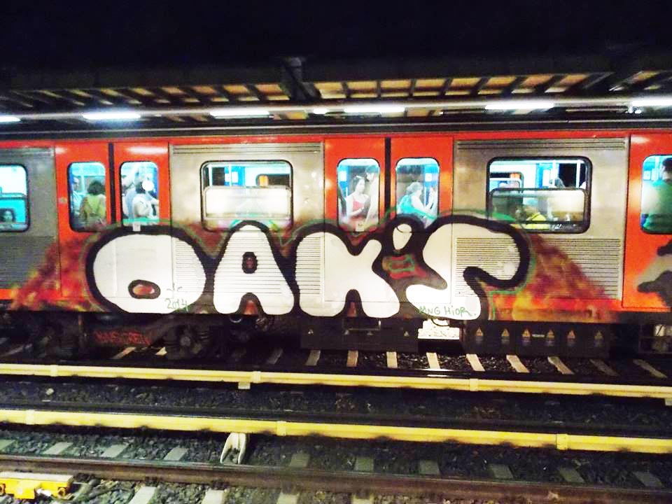 graffiti subway greece athens running oaks