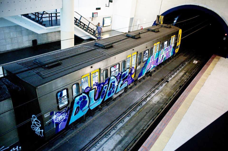 graffiti subway buenos aires running dude reko gbr argentina