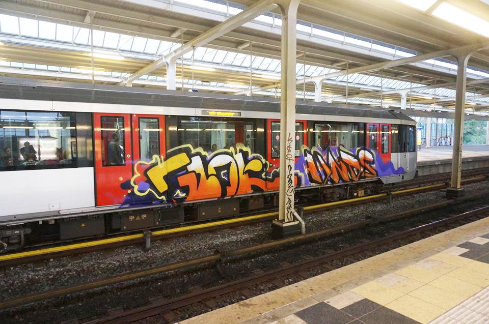 graffiti subway train amsterdam holland running