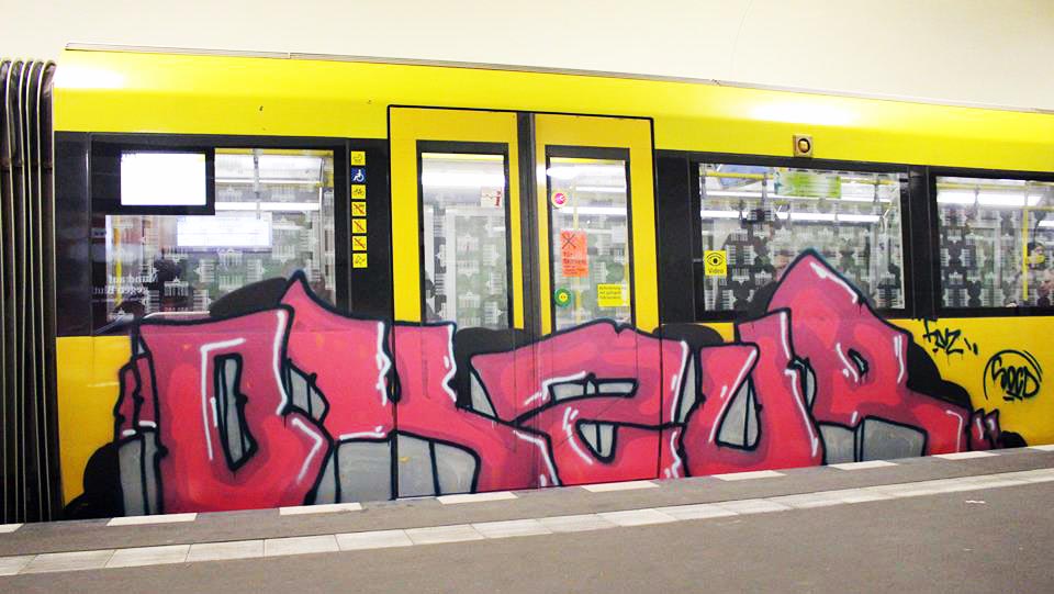 graffiti subway train berlin germany 