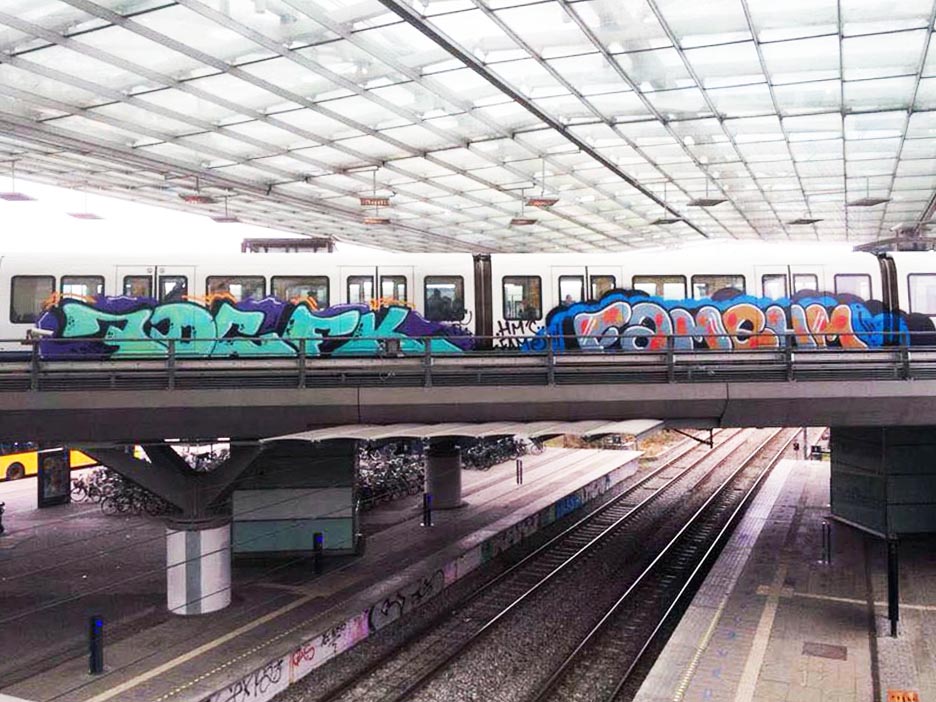 graffiti train subway copenhagen denmark shite 7dc fk fame hm 2105
