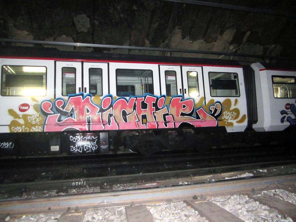 graffiti train subway barcelona spain tunnel