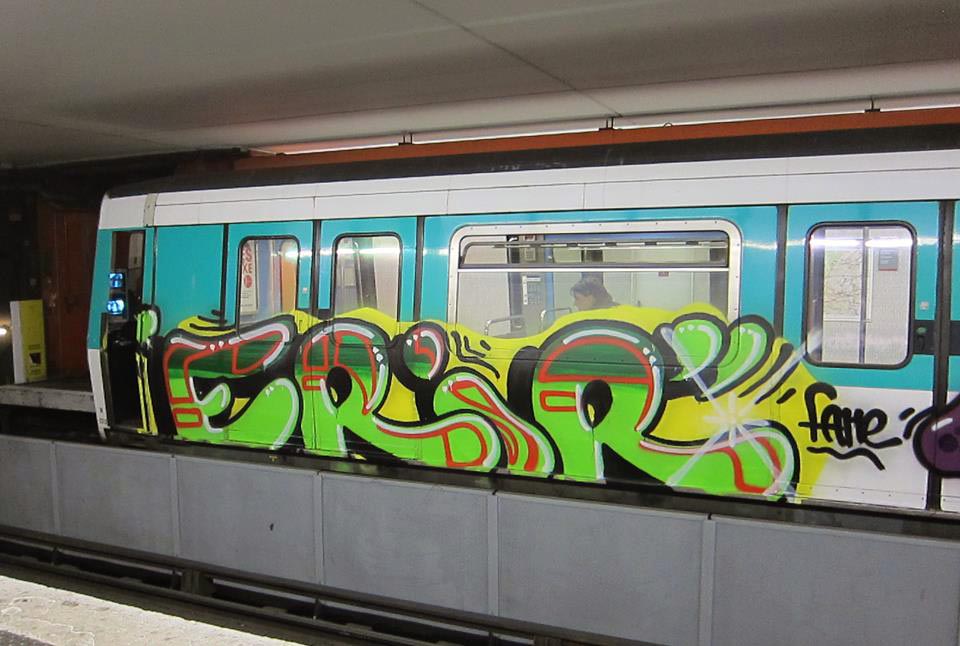 graffiti subway train magazine paris france erir fame 