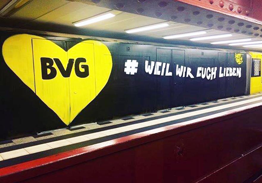 graffiti train subway berlin germany running 2106