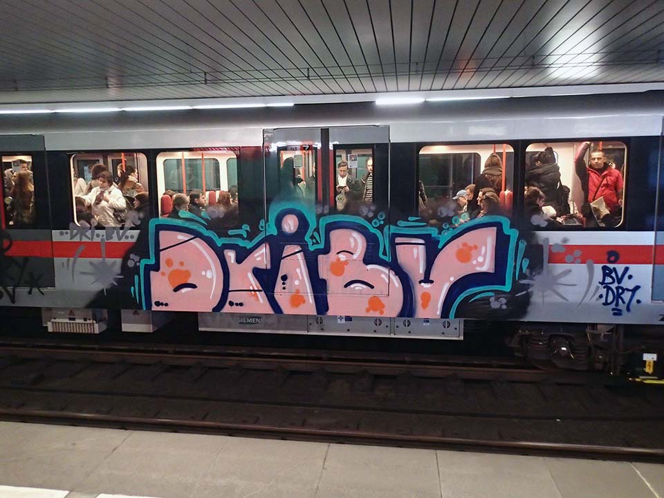 graffiti train subway prague czech republic 2016 bv dry