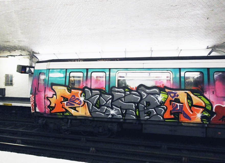 graffiti train subway paris france