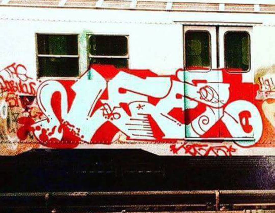 writing trains subway graffiti usa legend lee 70s 80s nyc newyork