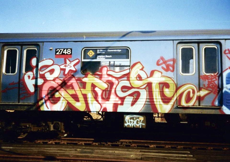 graffiti train subway writing nyc usa ghost ris 