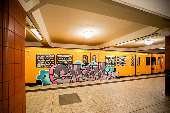 graffiti train subway writing art berlin germany